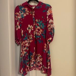 Pink floral collared buttoned 3/4 sleeved dress great condition size small